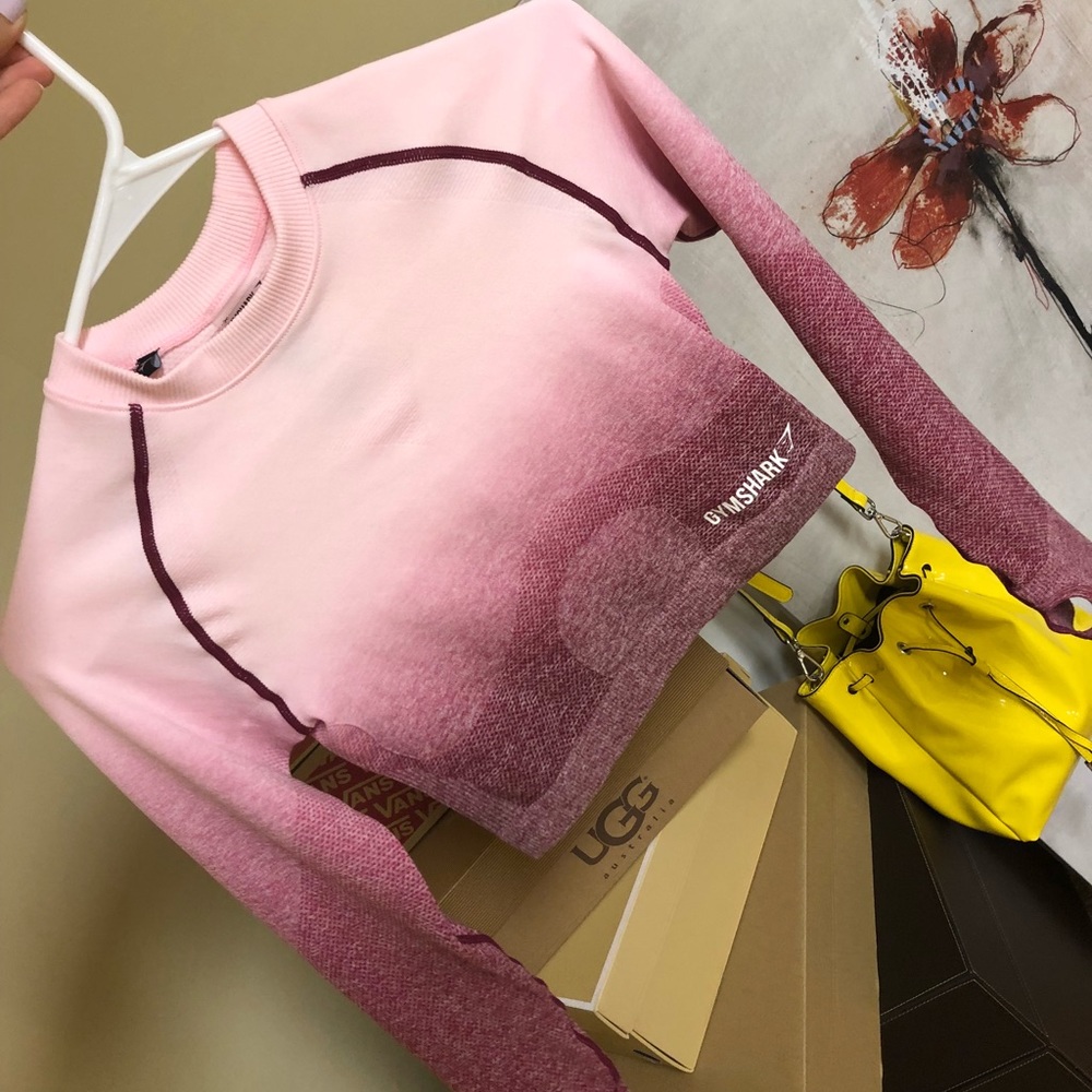 Gymshark ombré crop top